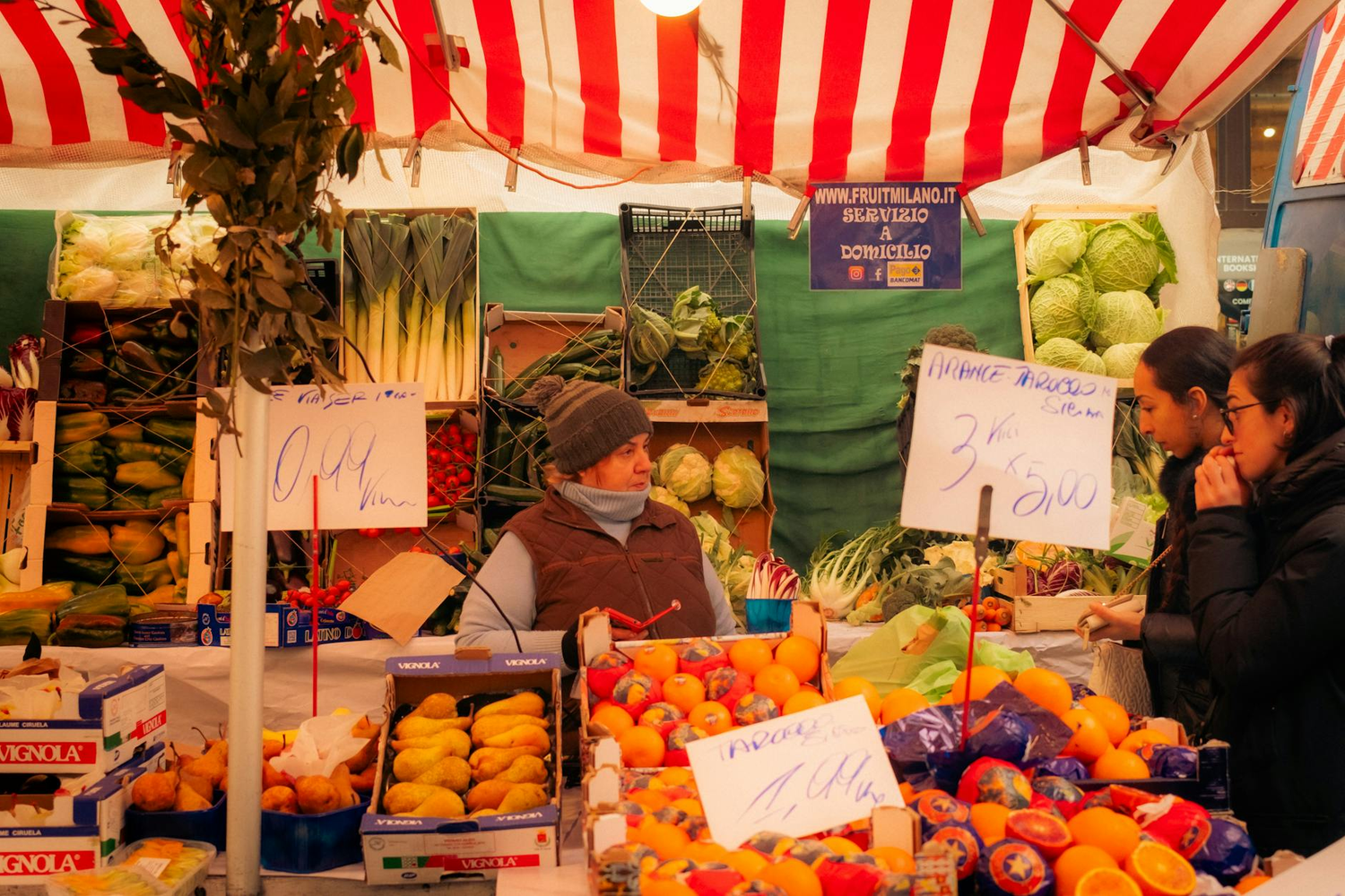Eat at Local Fruit and Vegetable Markets
