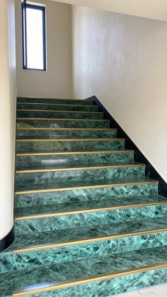 Staircase Treads with Metallic Inlays