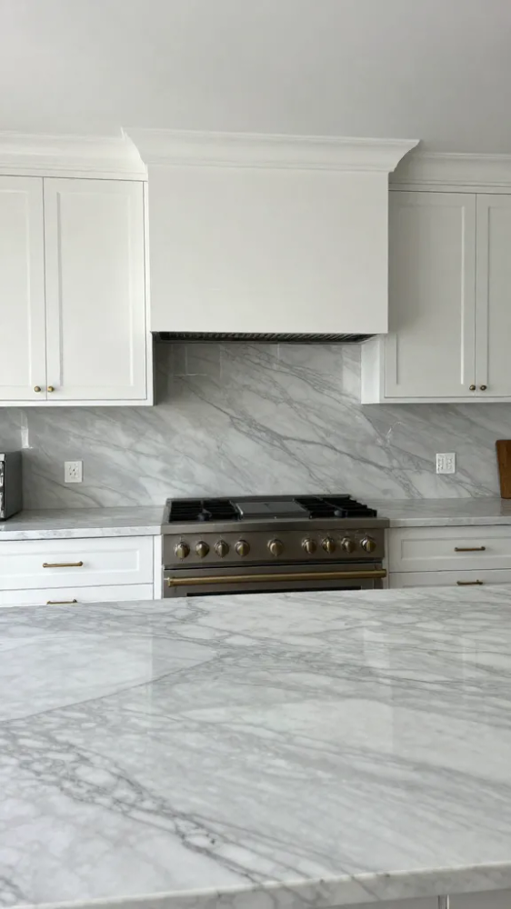 Sleek Italian Gray Marble Backsplashes