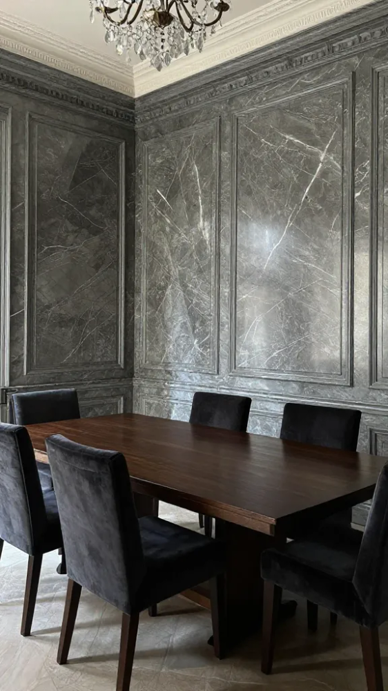 Detailed Wainscoting in Formal Dining Rooms