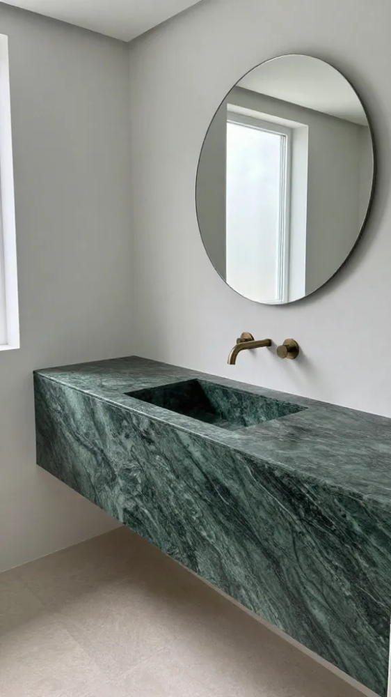 Integrated Sinks for Luxury En-Suites